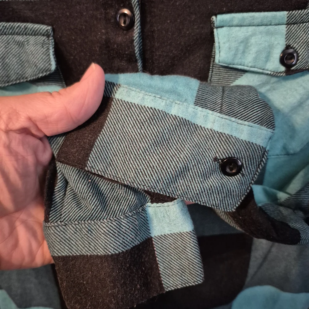 Rue21 Teal and Black Plaid Shirt Women's Medium - Picture 5 of 7